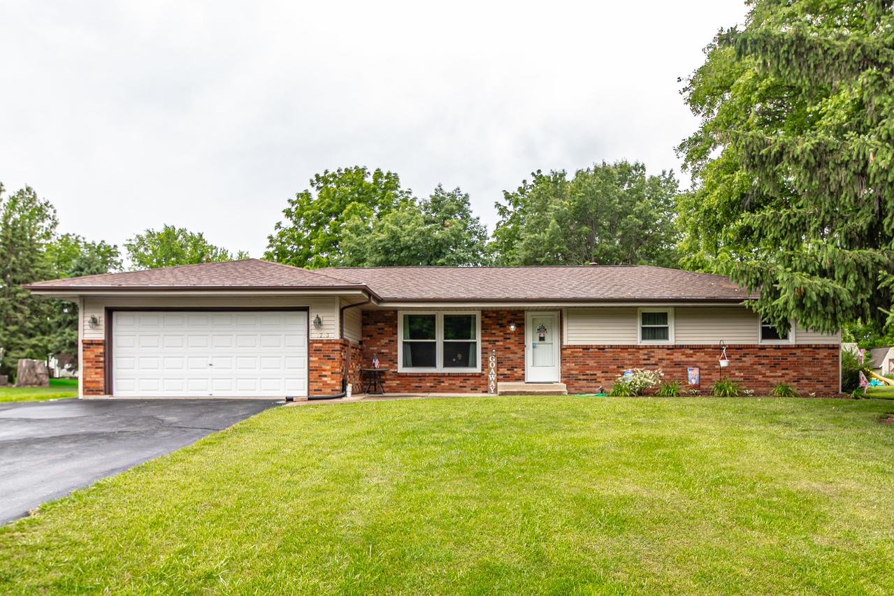 7273 Cornflower Rd., Cherry Valley, IL 61016