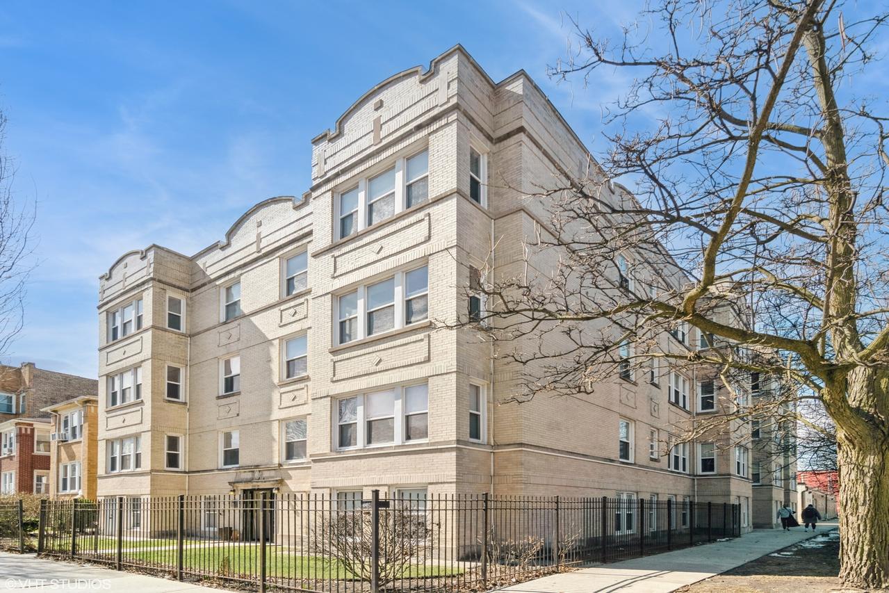 5054 N Troy St. #2, Chicago, IL 60625