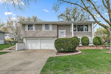 1618 Syracuse Ln., Schaumburg, IL 60193