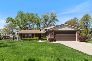 1402 E Burr Oak Dr., Arlington Heights, IL 60004