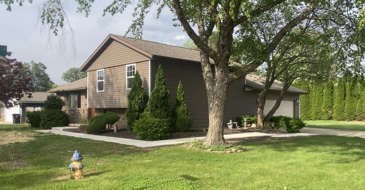 302 Windsor Dr., Ottawa, IL 61350