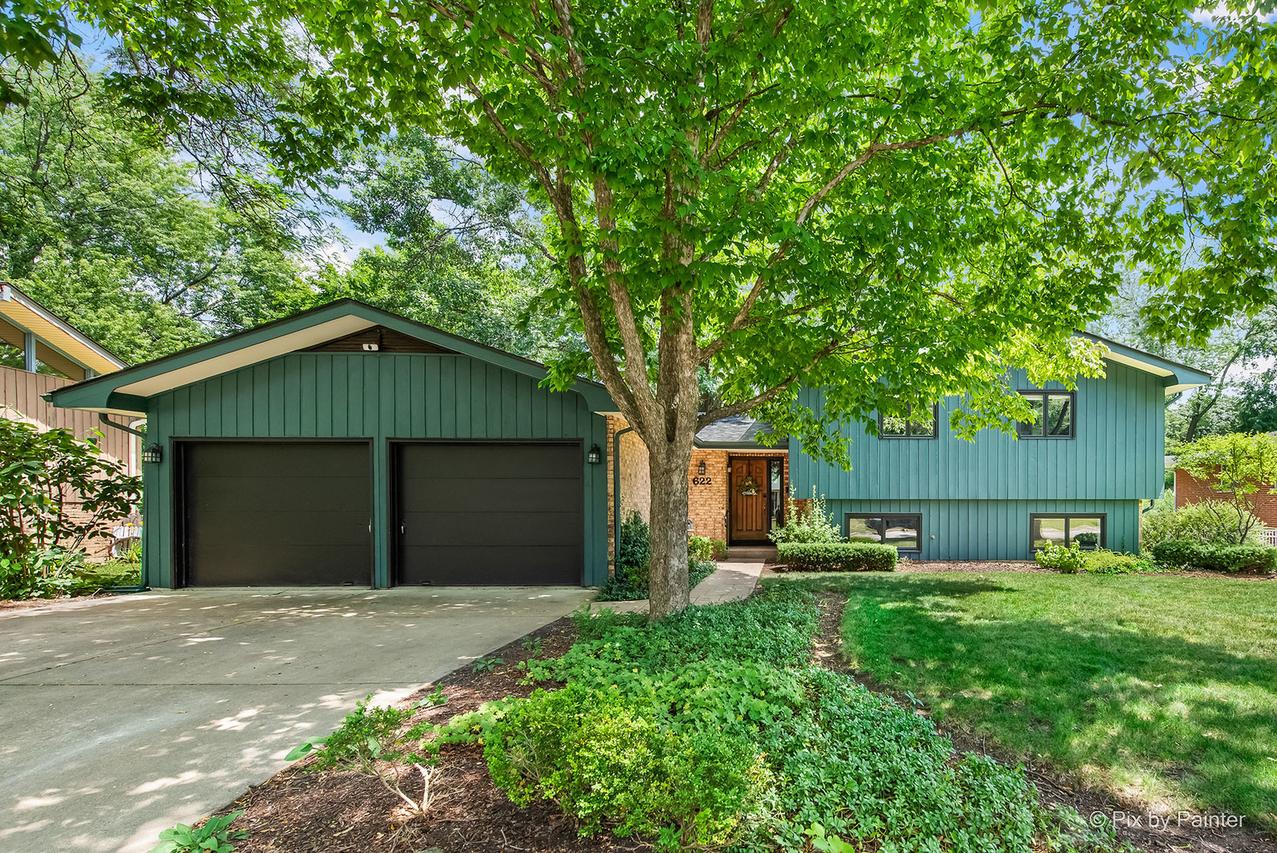 622 Katherine St., St. Charles, IL 60174