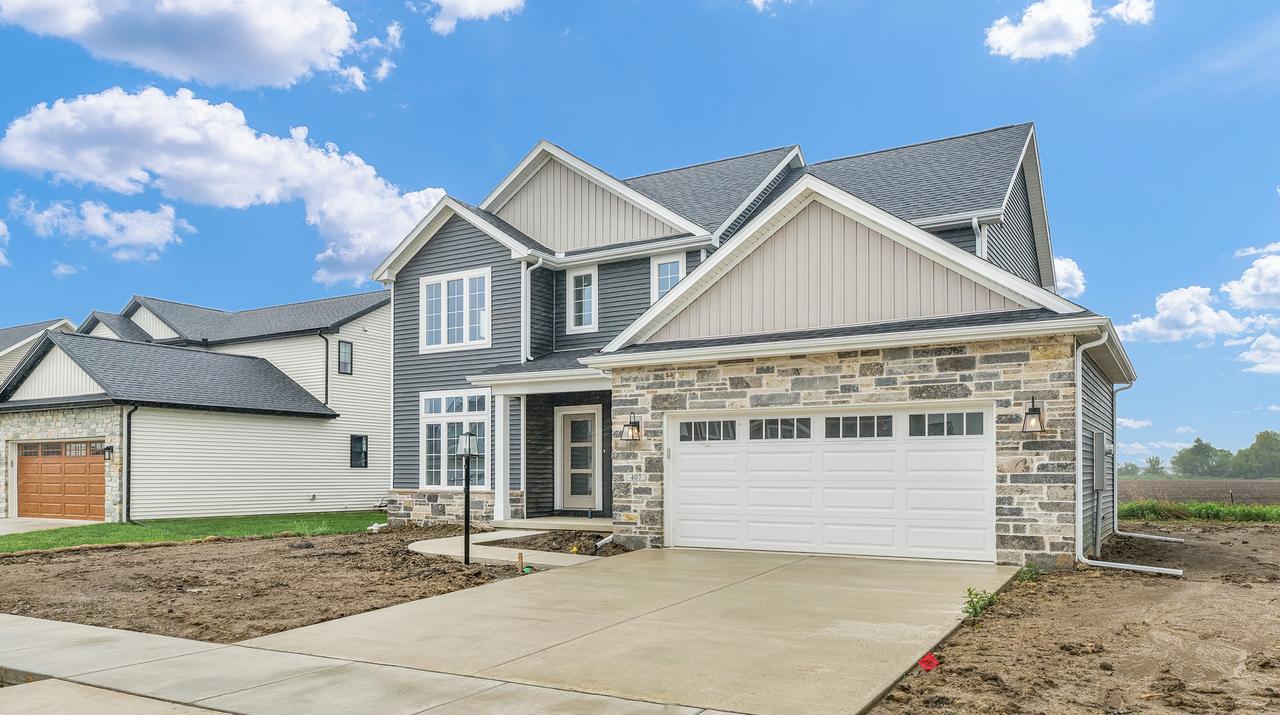 407 Sutton St., Savoy, IL 61874