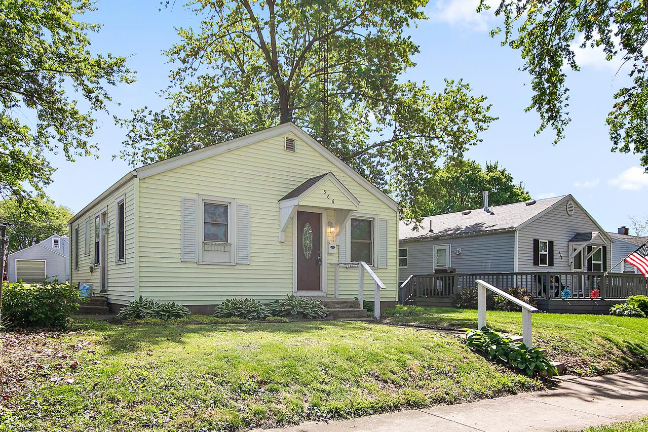 566 N 10th Ave., Kankakee, IL 60901