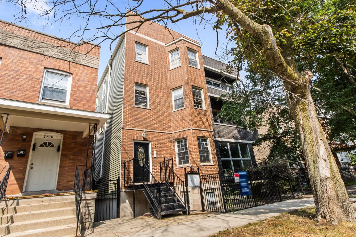 2710 N Artesian Ave., Chicago, IL 60647