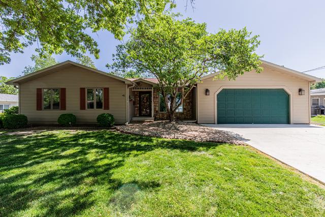 11 N Beech St., Princeton, IL 61356