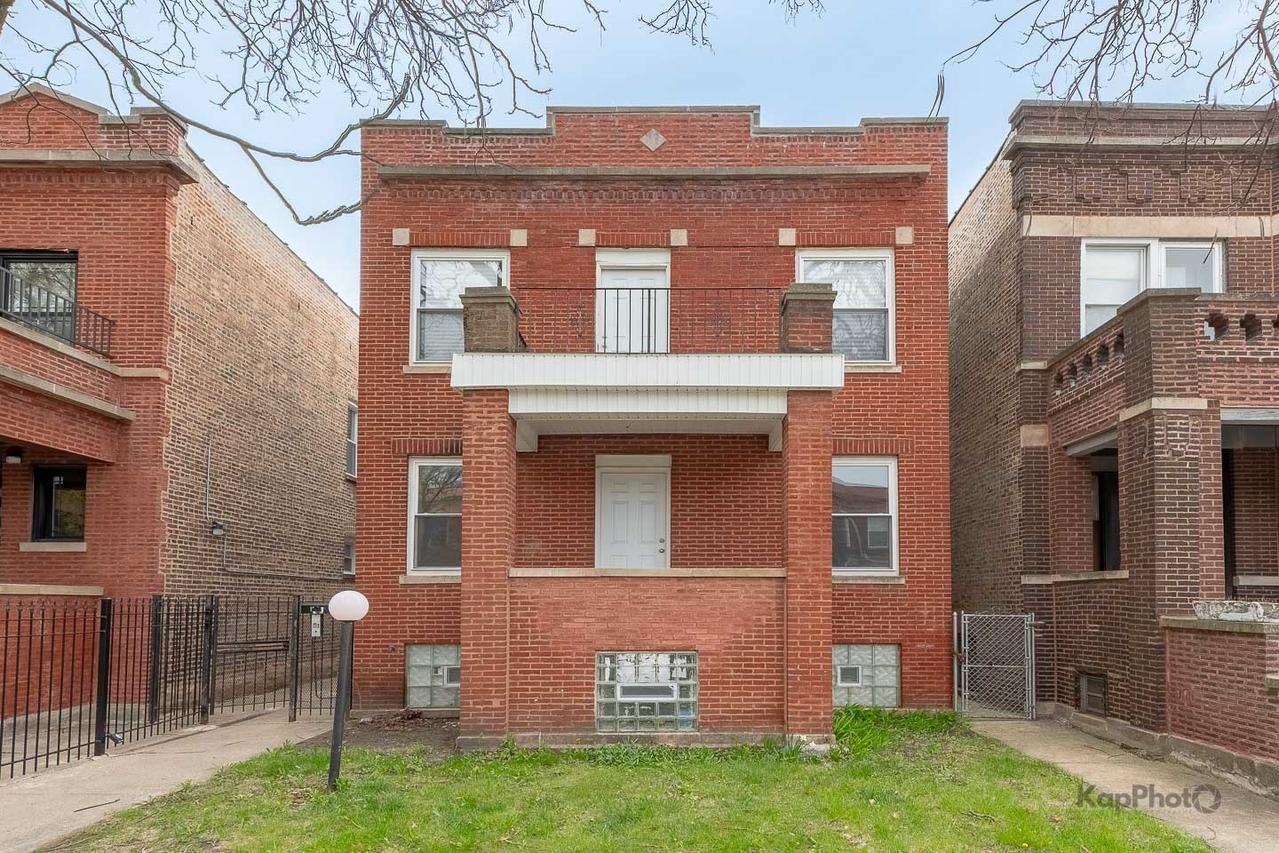 6335 S Elizabeth St., Chicago, IL 60636