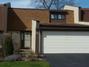17 Elmwood Sq., Indian Head Park, IL 60525