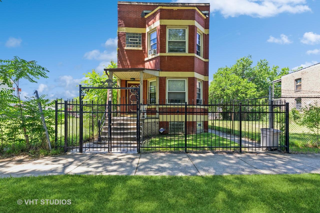 7422 S Kimbark Ave., Chicago, IL 60619