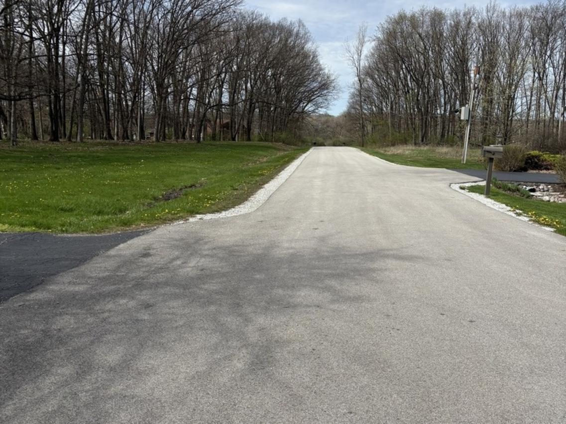 258 S Root Dr., Crete, IL 60417
