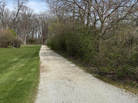 258 S Root Dr., Crete, IL 60417
