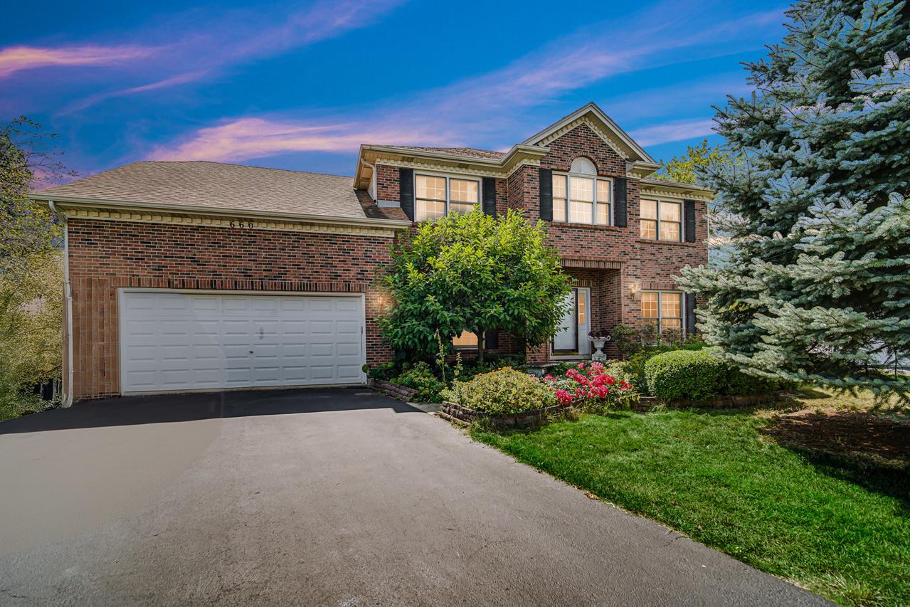 660 Dewig Ct., North Aurora, IL 60542