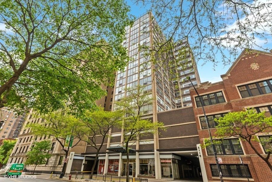 3110 N Sheridan Rd. #1708, Chicago, IL 60657