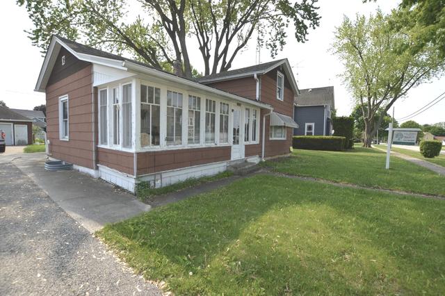 9910 Illinois St., Hebron, IL 60034