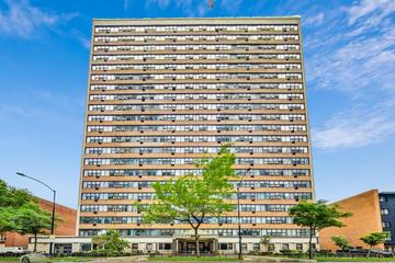 6030 N Sheridan Rd. #411, Chicago, IL 60660