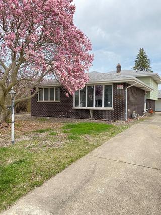 17203 Bernadine St., Lansing, IL 60438