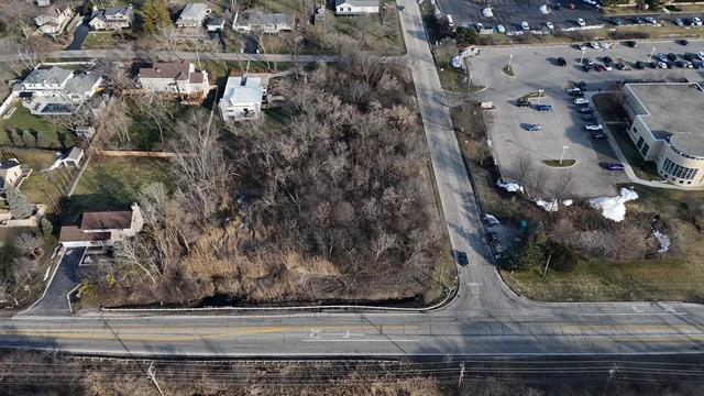6 S Barrington Rd., Barrington, IL 60010