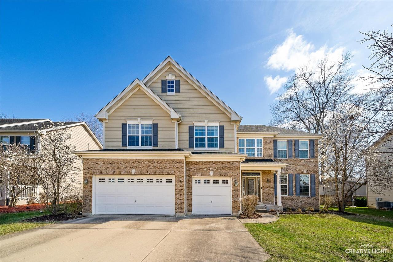 3323 Noble Dr., Woodridge, IL 60517