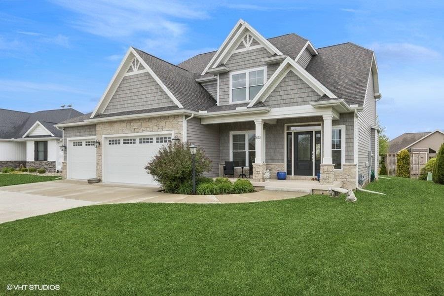 1613 English Oak Dr., Champaign, IL 61822