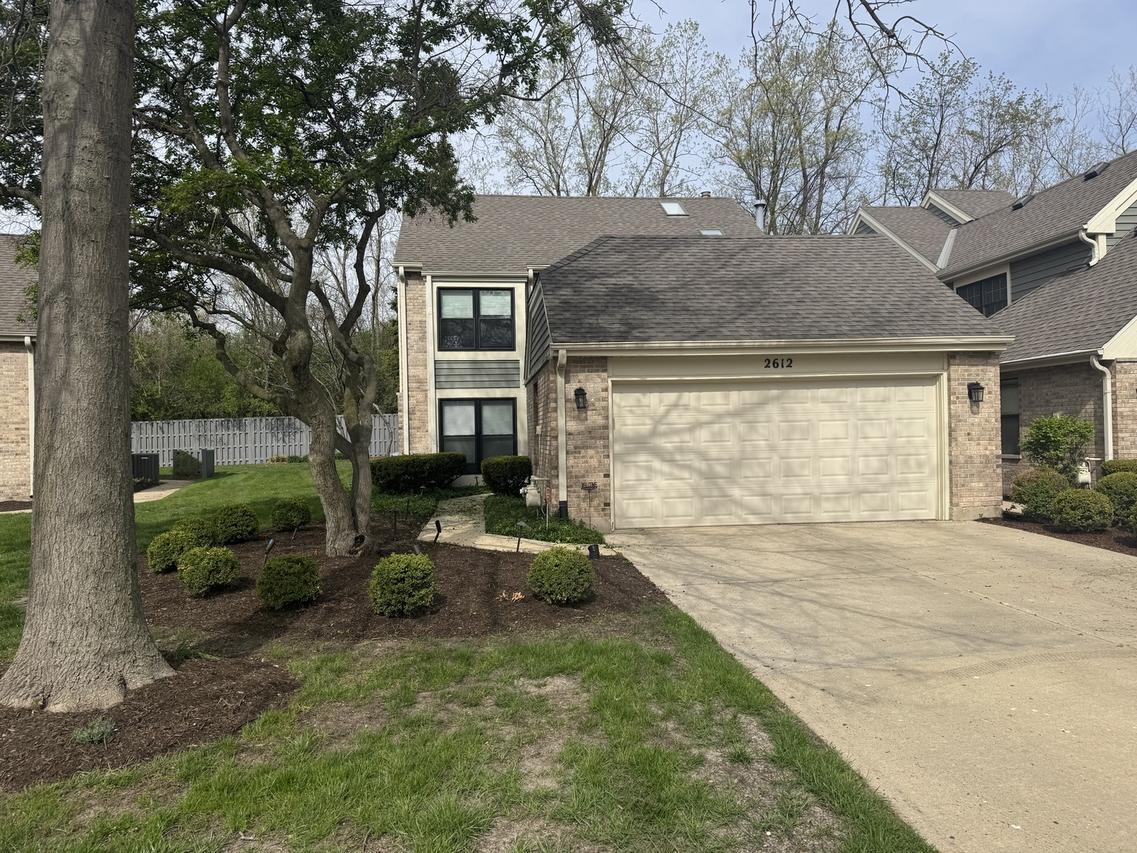2612 Ashley Woods Dr., Westchester, IL 60145