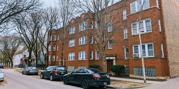 3707 W Cullom Ave. #1, Chicago, IL 60618