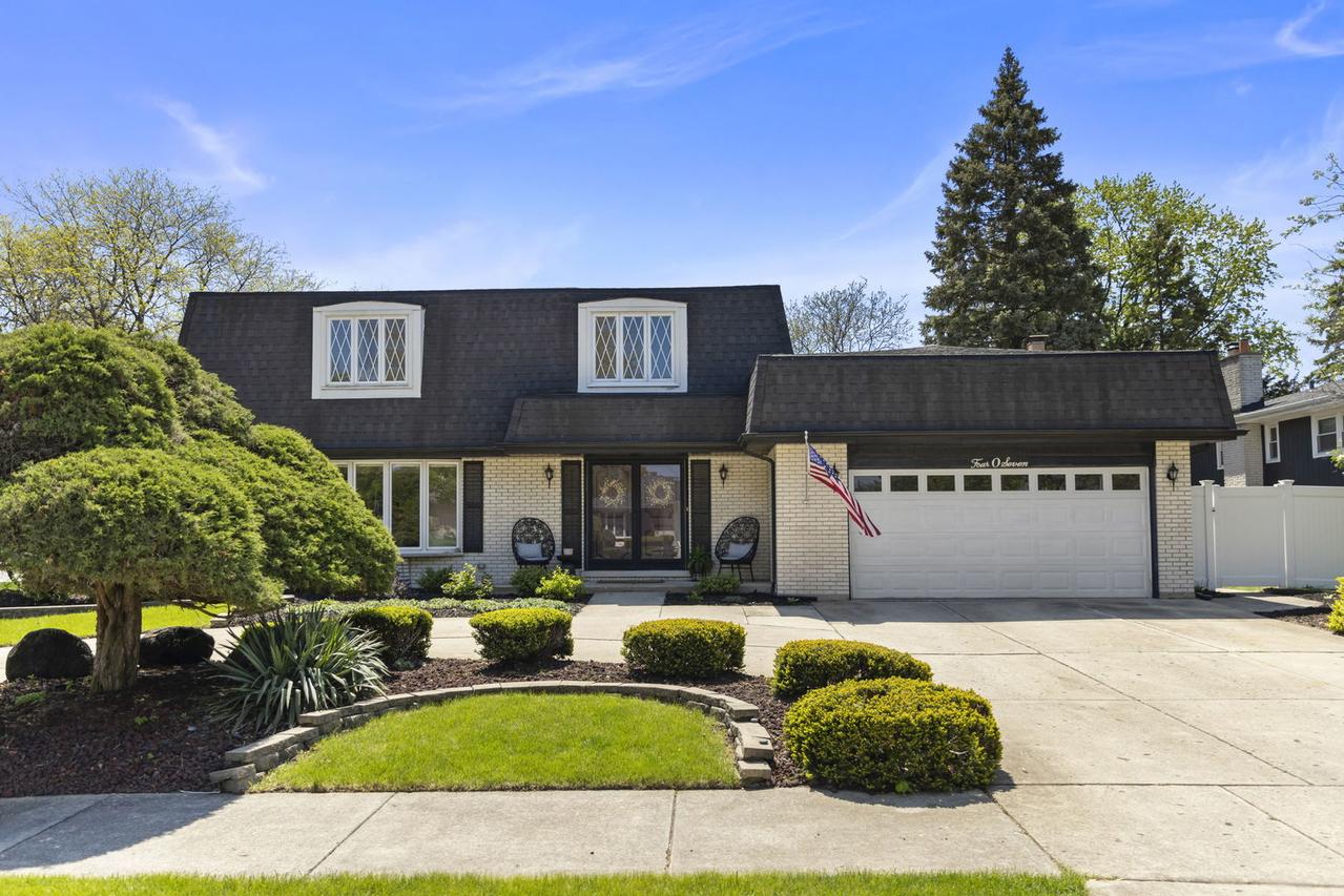 407 Ridgeview St., Downers Grove, IL 60516