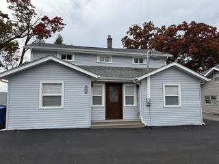 33670 N Lake Shore Dr., Grayslake, IL 60030