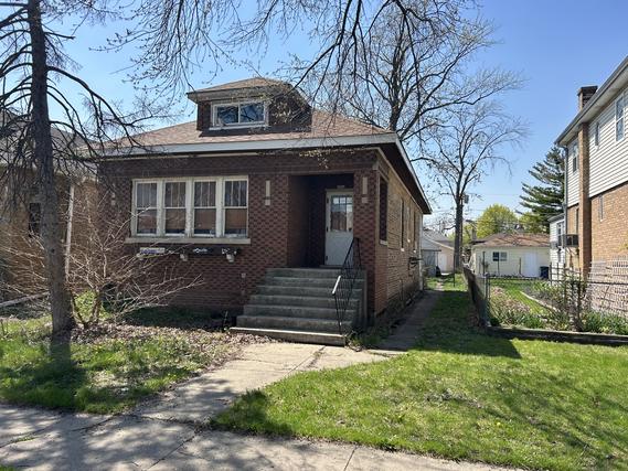 2304 N 76th Ct., Elmwood Park, IL 60707