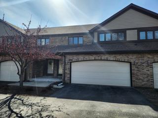 1835 Golf View Dr., Bartlett, IL 60103