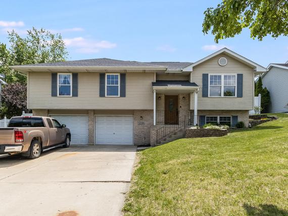 1220 Boston Ave., Joliet, IL 60435