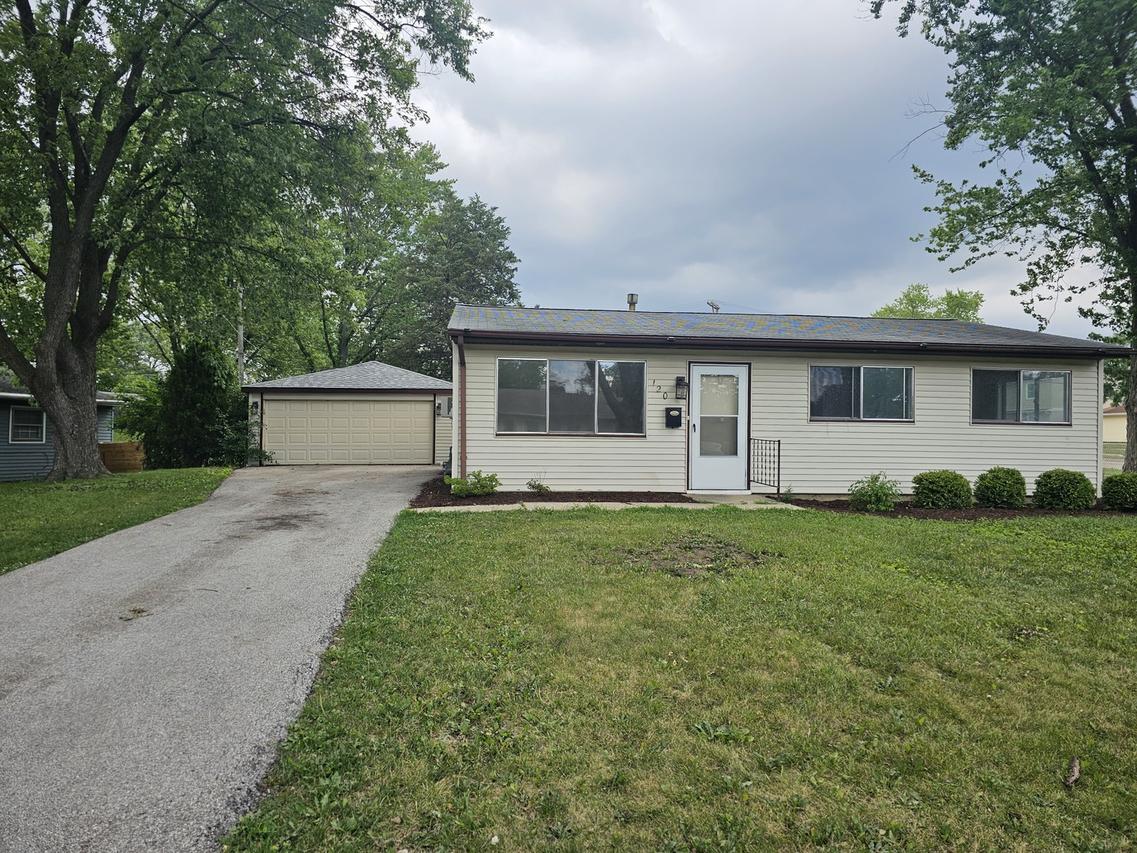 120 Grow Ln., Streamwood, IL 60107