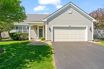 627 Saugatuk Cir., Romeoville, IL 60446