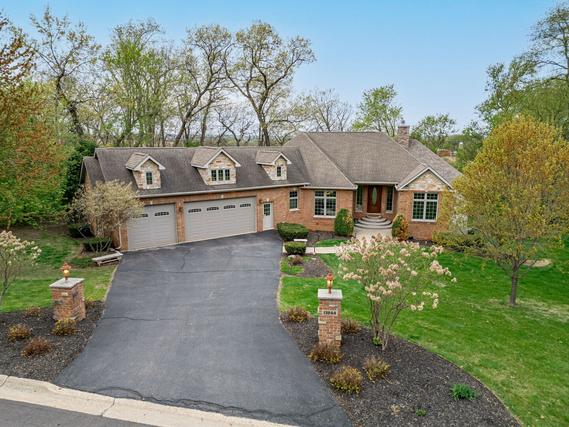 13244 Promontory Tr., Roscoe, IL 61073