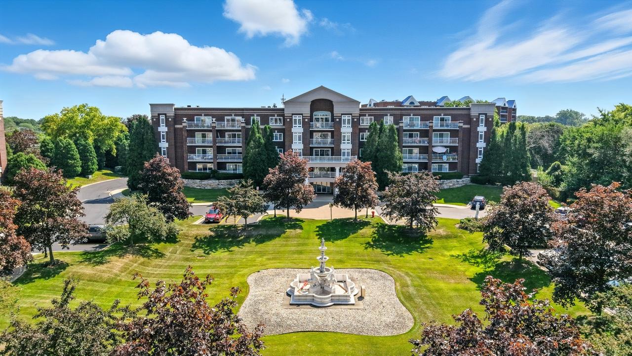 7011 W Touhy Ave. #506, Niles, IL 60714