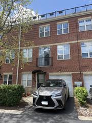 3254 N Washtenaw Ave., Chicago, IL 60618