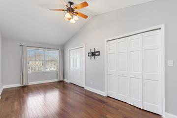 259 Adler Dr., Libertyville, IL 60048