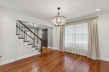 259 Adler Dr., Libertyville, IL 60048