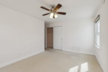 259 Adler Dr., Libertyville, IL 60048