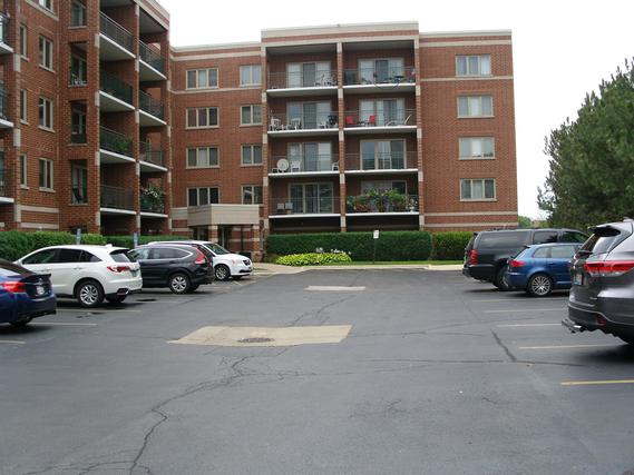 6461 W Warner Ave. #411, Chicago, IL 60634