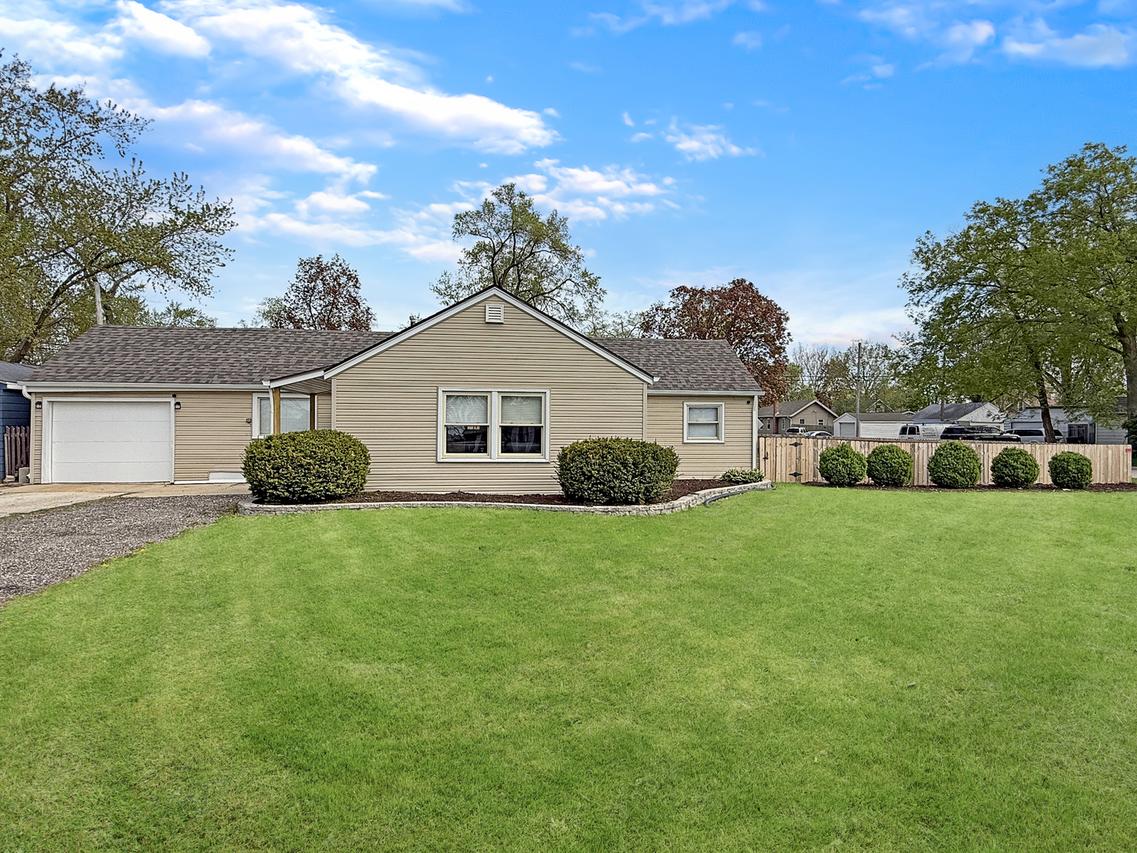 538 Anna Ave., Machesney Park, IL 61115