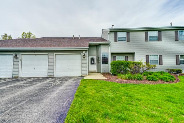 109 Gant Cir. #B, Streamwood, IL 60107