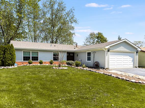 302 Delaware Dr., Bolingbrook, IL 60440