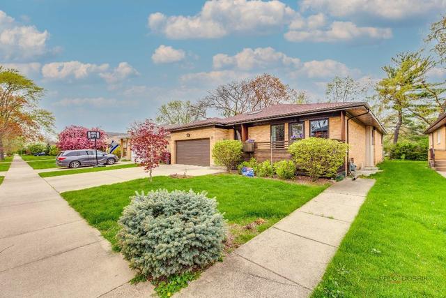 4234 Suffield Ct., Skokie, IL 60076