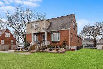 5348 8th Ave., Countryside, IL 60525