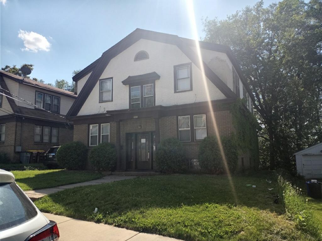 1230 Auburn Ct., Rockford, IL 61101