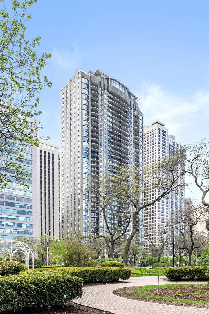 1040 N Lake Shore Dr. #4C, Chicago, IL 60611