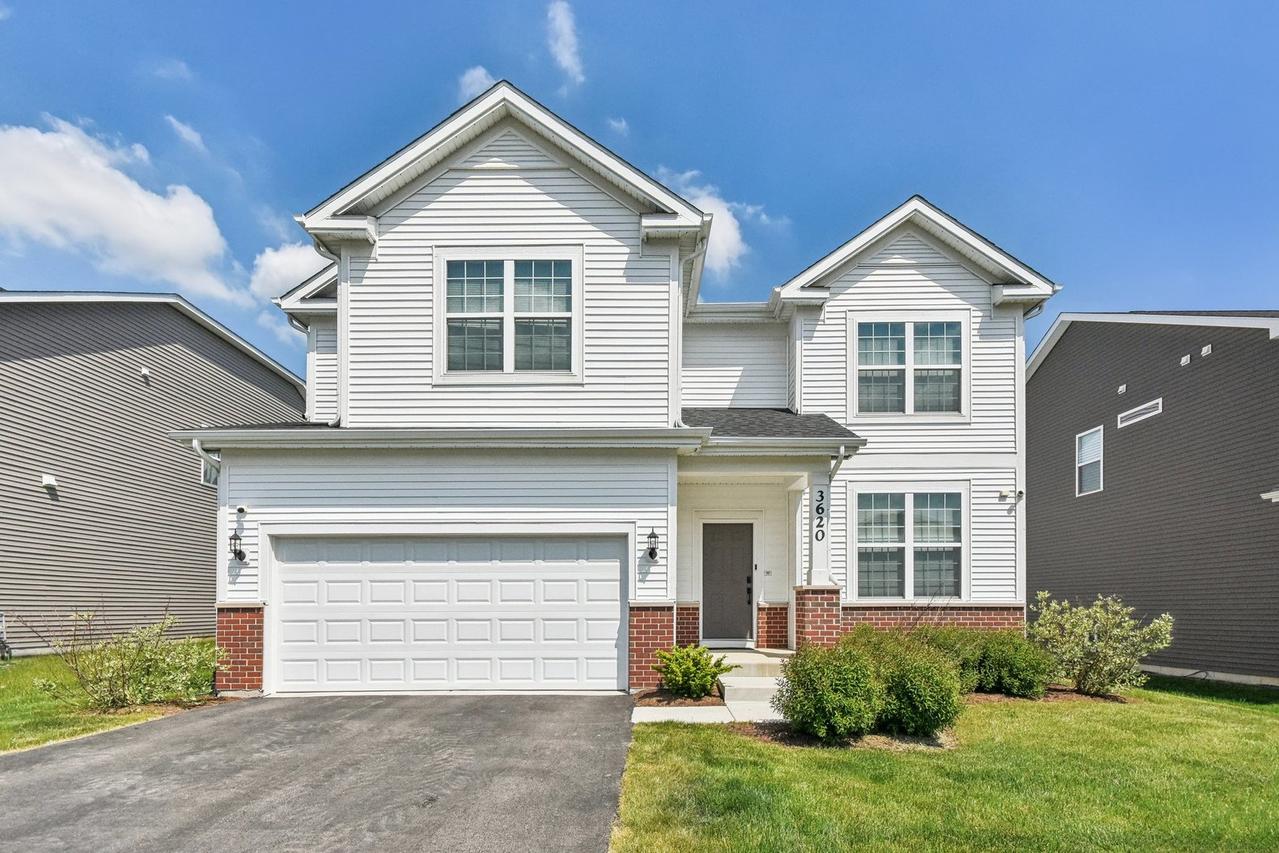 3620 Ambrosia Dr., Naperville, IL 60564