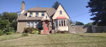 2702 E State St., Rockford, IL 61108
