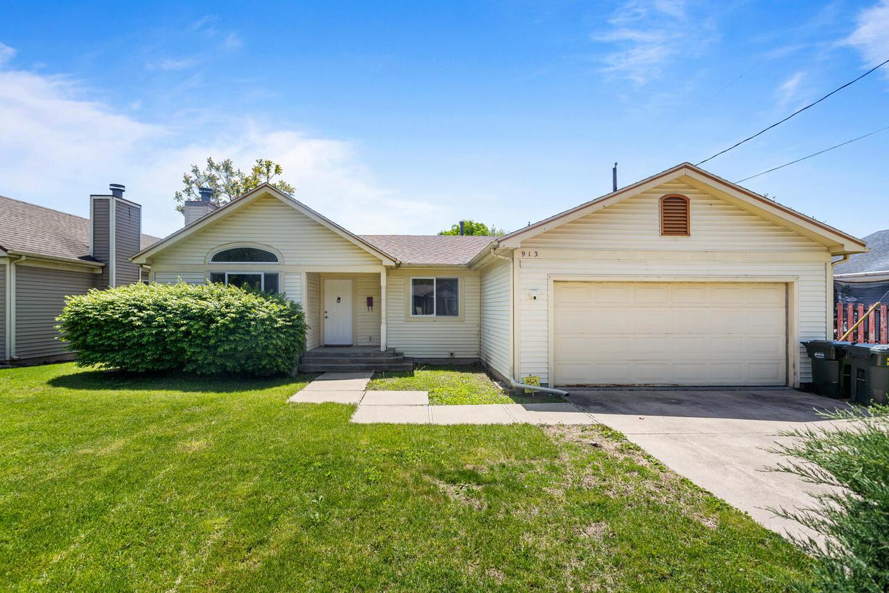 913 W Eads St., Urbana, IL 61801