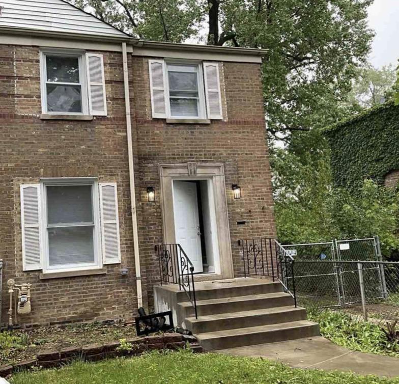 [Address Hidden by Seller], Chicago, IL 60617